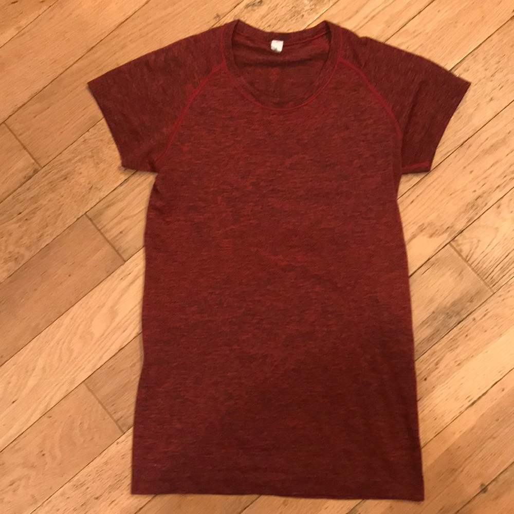 SOLD. Lululemon swiftly tee size 6